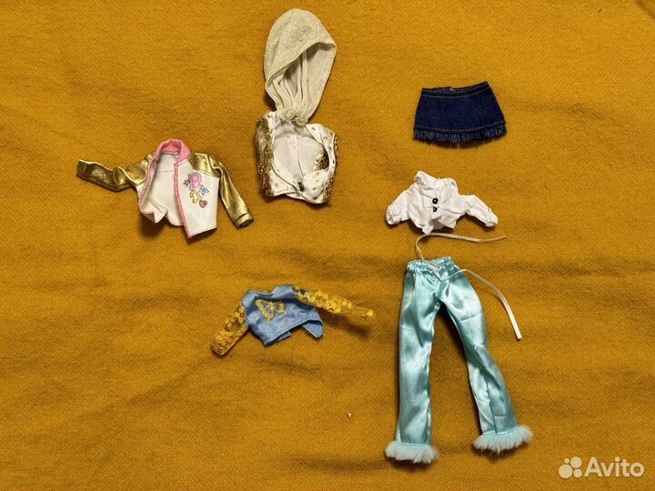 Одежда и акссесуары для Barbie, Rainbow High