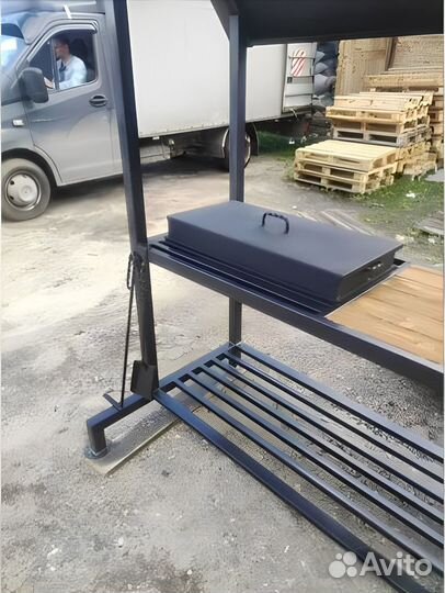 Мангал с печью и крышей лофт