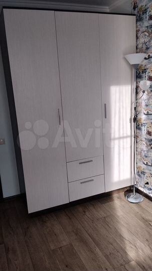 2-к. квартира, 48 м², 1/3 эт.