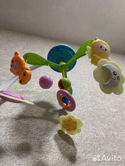 Мобиль на кроватку музыкальный