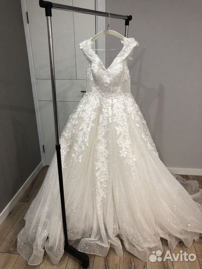Платье свадебное
