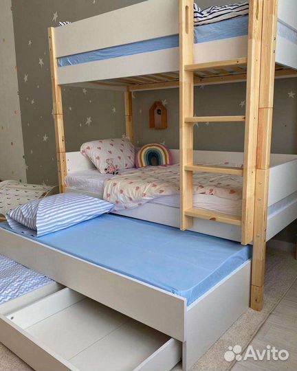 Детский диван цветной