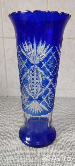 Хрустальная ваза