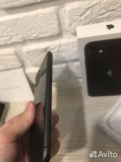 Телефон iPhone 11 128 gb