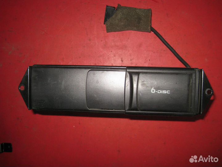 CD-чейнджер Volkswagen Passat B5 plus 1j6035111