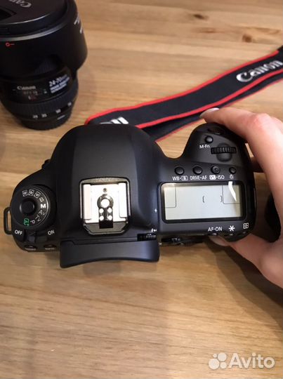 Комплект - canon 5d mark iv + два объектива