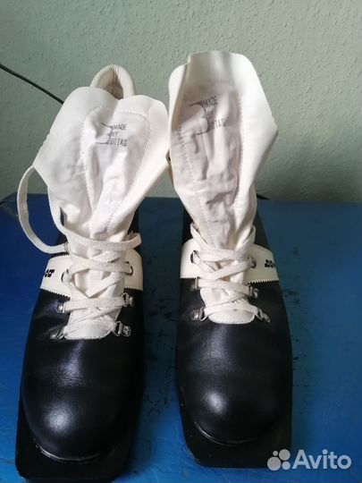 Лыжные ботинки botas новые