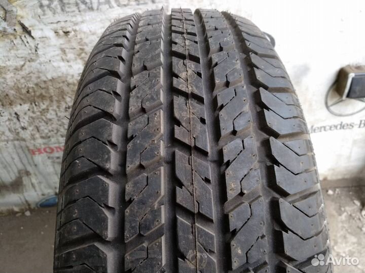 Multi-Mile Matrix 225/60 R16 97S