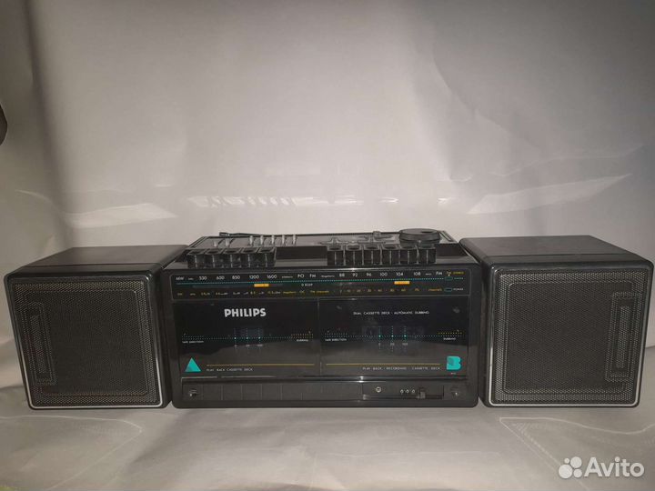 Магнитофон кассетный phillips