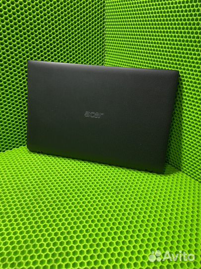 Ноутбук Acer Pew71 (32793)