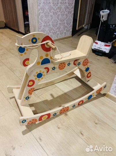 Качалка лошадь