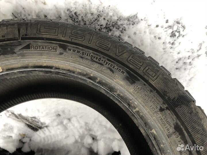 Gislaved NordFrost 100 215/55 R16 97T