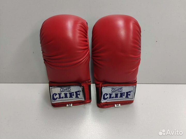 Перчатки для карате