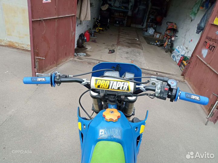 Suzuki TS200R