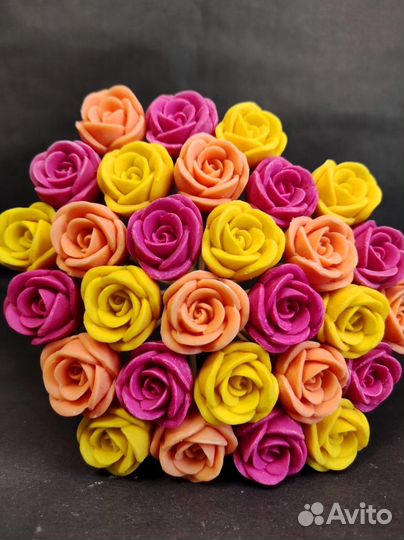 Букет - 29 Роз из Белого Шоколада