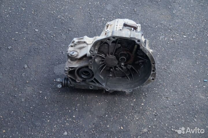 Nissan 32010-8E069 Коробка передач QG18DE