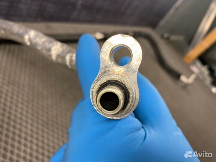 Шланг кондиционера Chevrolet Trailblazer GMT360