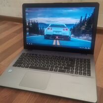 Asus (i3-7100u/8gb/ssd128)