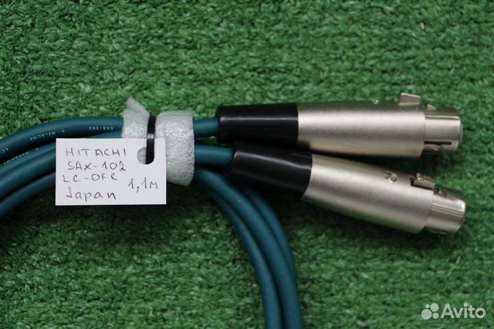 2XLR-2RCA Hitachi LC-OFC, Japan