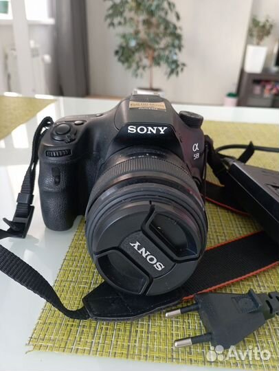 Зеркальный фотоаппарат