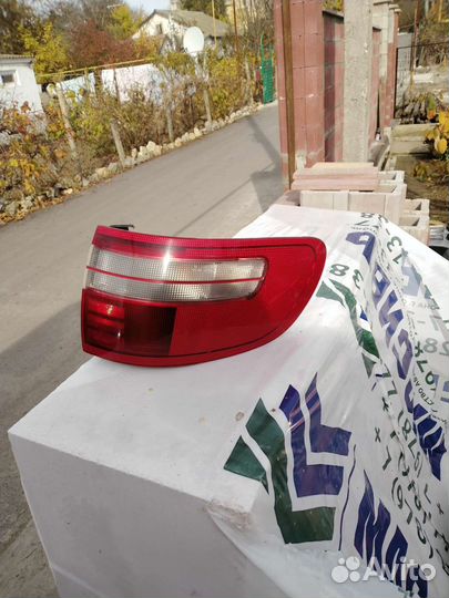 Фонари задние комплект Toyota Emina