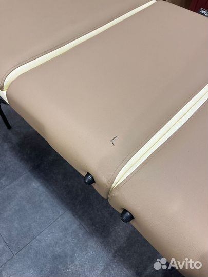 Складной массажный стол Yamaguchi Barcelona 1992