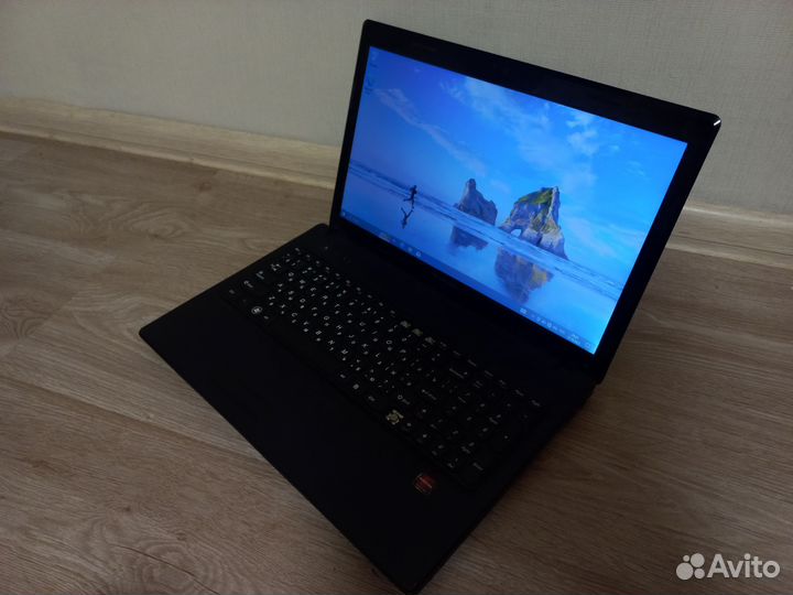 Ноутубук \ Lenovo G570 \ i5 \ Radeon HD 6300M