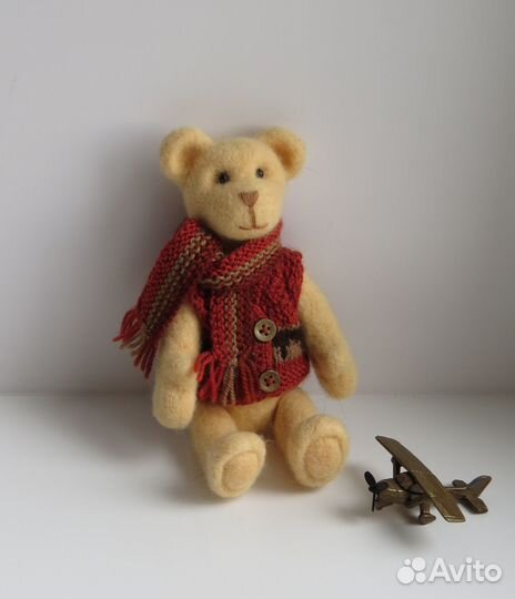 Мишка из шерсти (ручная работа)