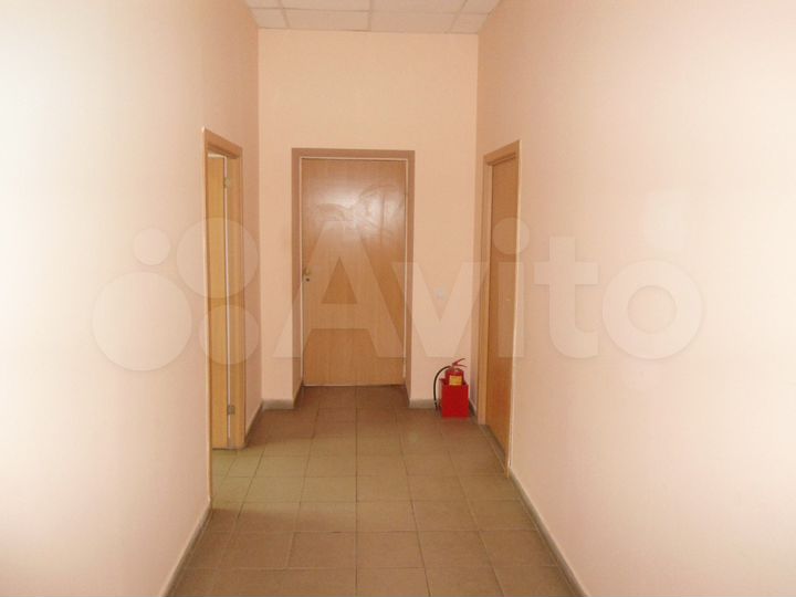 Складской комплекс в городе - 1868 м²