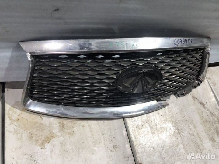 Решетка радиатора Infiniti Qx60