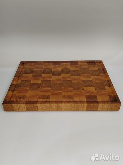 Торцевая разделочная доска из дуба