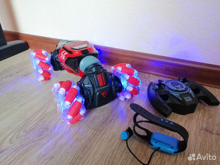 Машинка на пульте