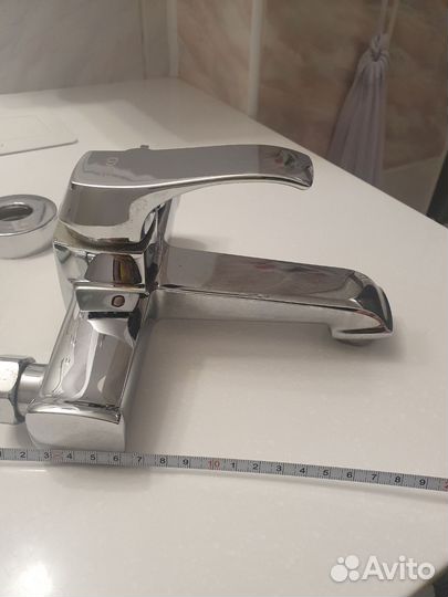 Смеситель для ванны