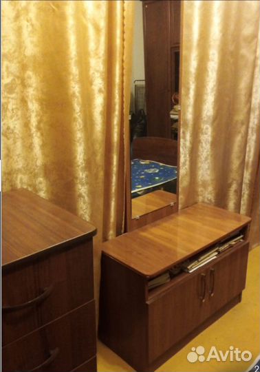 Стенка в гостиную бу