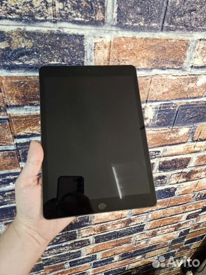 Планшет Apple iPad 7