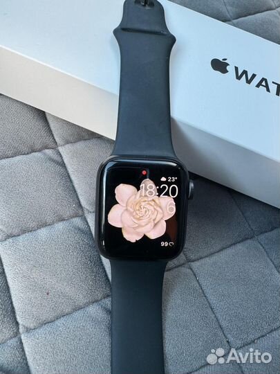 Часы Apple watch SE 40mm