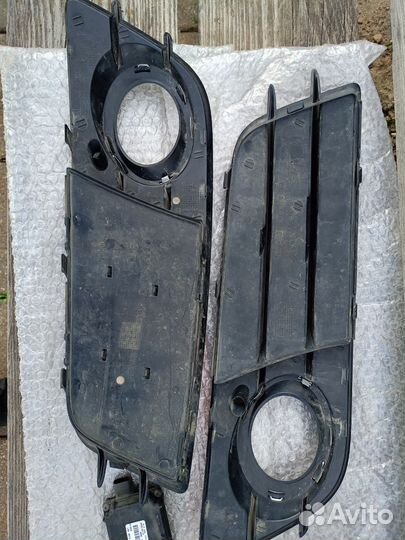 Накладка противотуманной фары Audi A4 B8