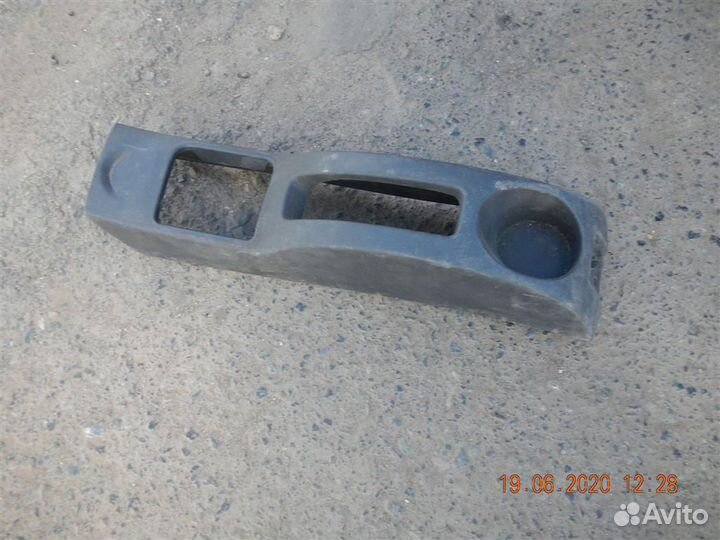 Консоль Renault Logan I 2005-2014