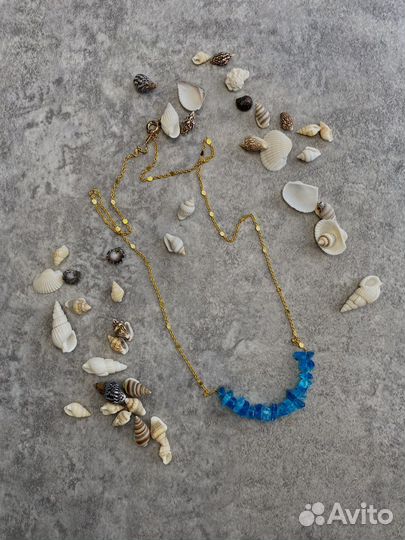 Большой выбор украшений из эпоксидной смолы