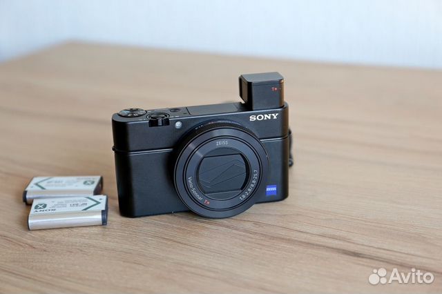 Продаю фотоаппарат Sony Cyber-shot DSC-RX100M4 (4К