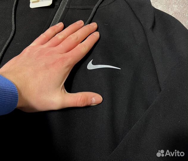 Спортивные костюмы Nike