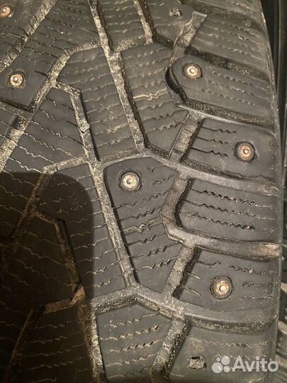 Pirelli Ice Zero 215/65 R17