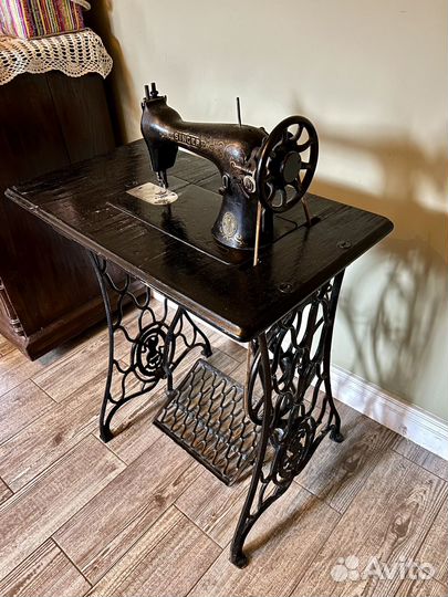 Швейная машинка зингер singer