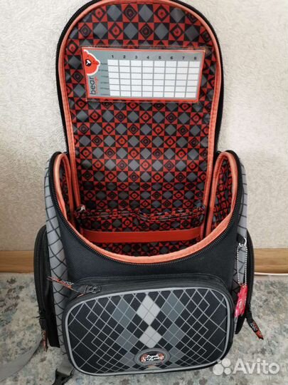 Школьный рюкзак