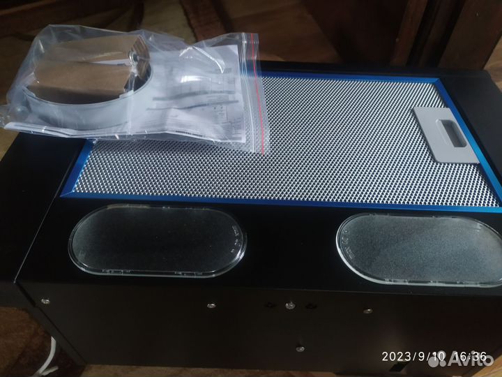 Вытяжка встраиваемая 50 см