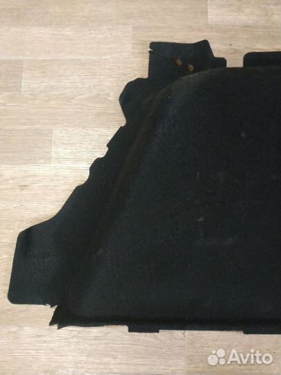 Обшивка багажника левая Ford Focus III 2011-2019