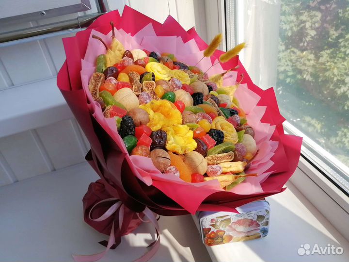 Съедобные букеты из сухофруктов и орехов