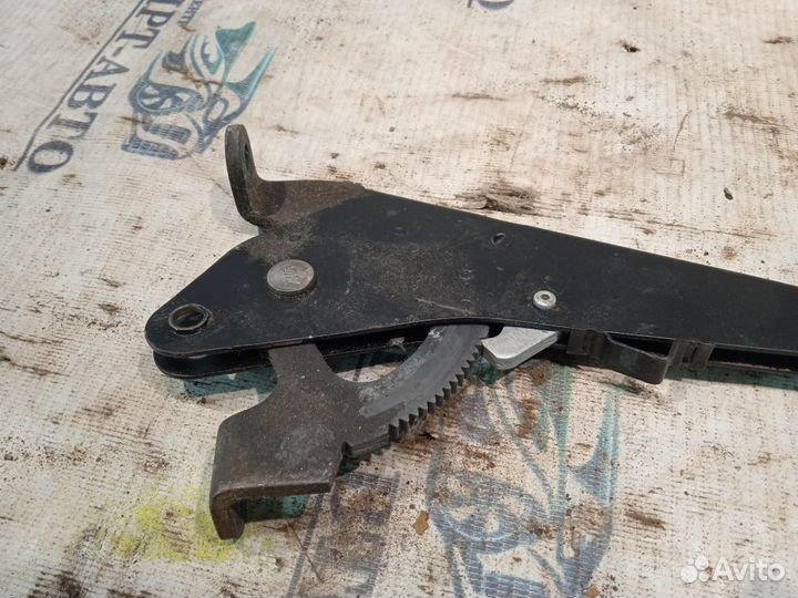 Ручник ваз (LADA) Kalina I (2004—2013)