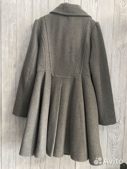 Пальто для девочки 140