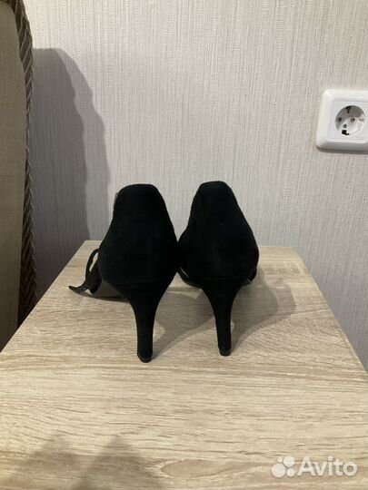 Босоножки женские 38 размер